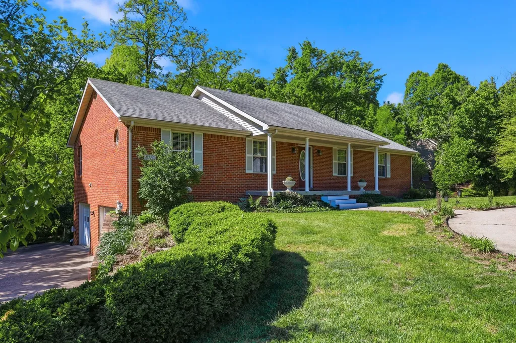 5317 Sleepy Hollow Drive Frankfort KY 40601