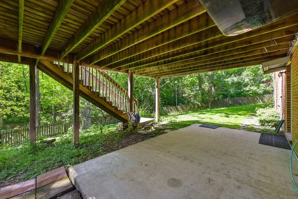 5317 Sleepy Hollow Drive Frankfort KY 40601