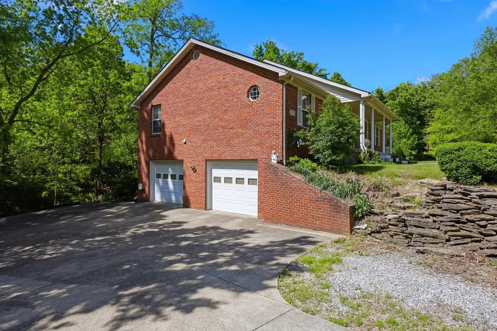 5317 Sleepy Hollow Drive Frankfort KY 40601