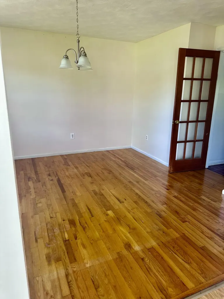 8650 Main Street Jeffersonville KY 40337