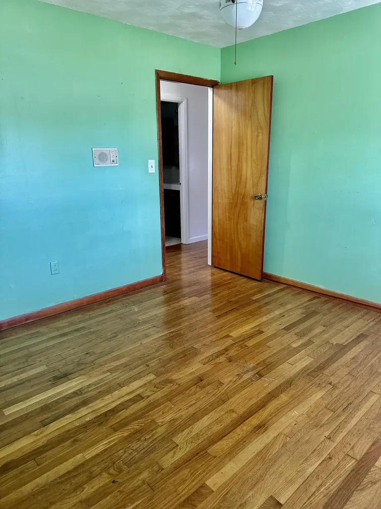 8650 Main Street Jeffersonville KY 40337