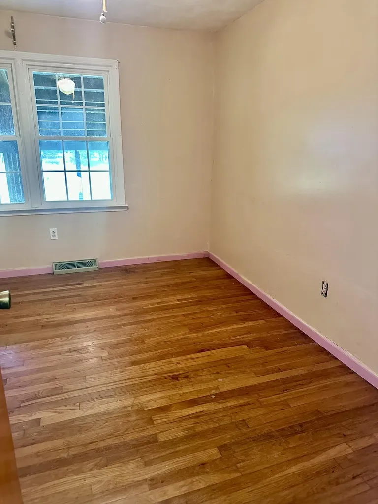 8650 Main Street Jeffersonville KY 40337