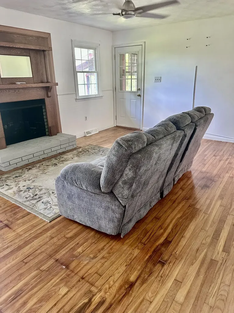 8650 Main Street Jeffersonville KY 40337