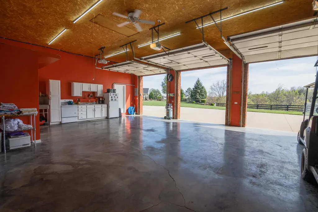 1700 Fox Drive Catlettsburg KY 41129