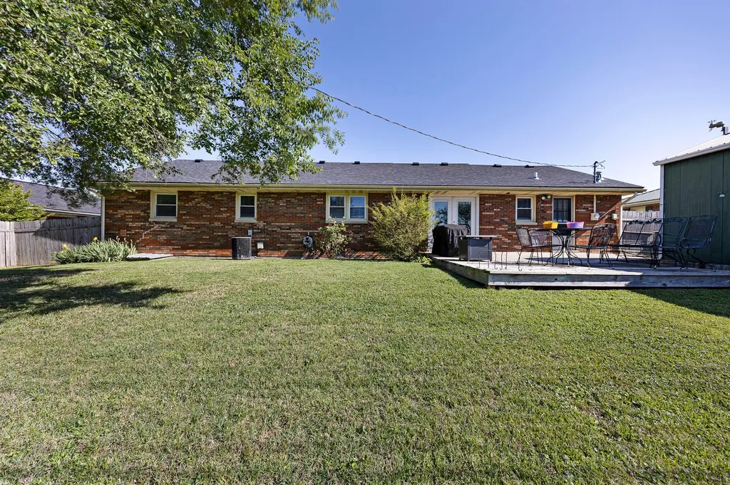 224 Lisa Avenue Danville KY 40422