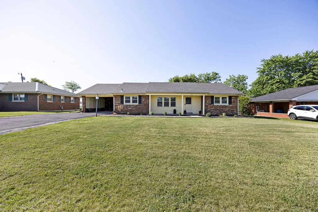 224 Lisa Avenue Danville KY 40422