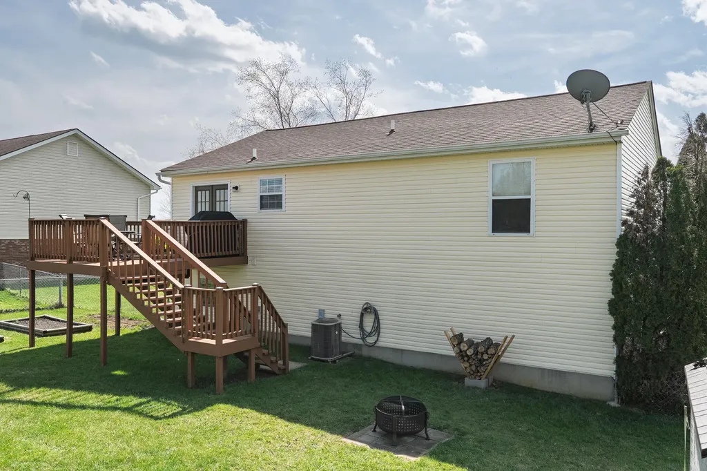 615 Barley Circle Crittenden KY 41030