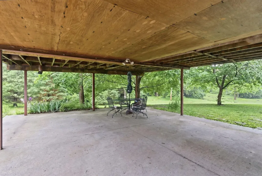 404 Chippewa Trail Frankfort KY 40601