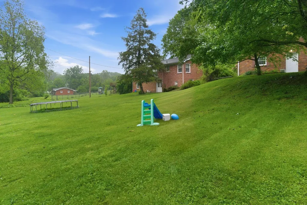 404 Chippewa Trail Frankfort KY 40601