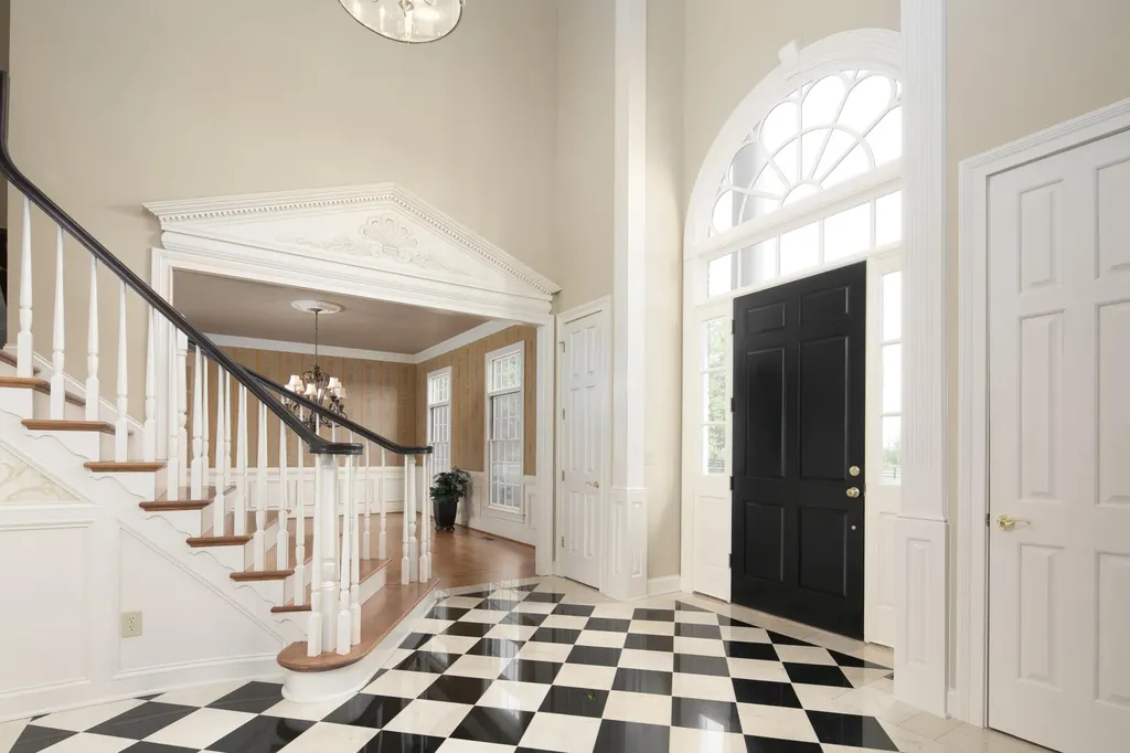 4664 Lexington Road Winchester KY 40391