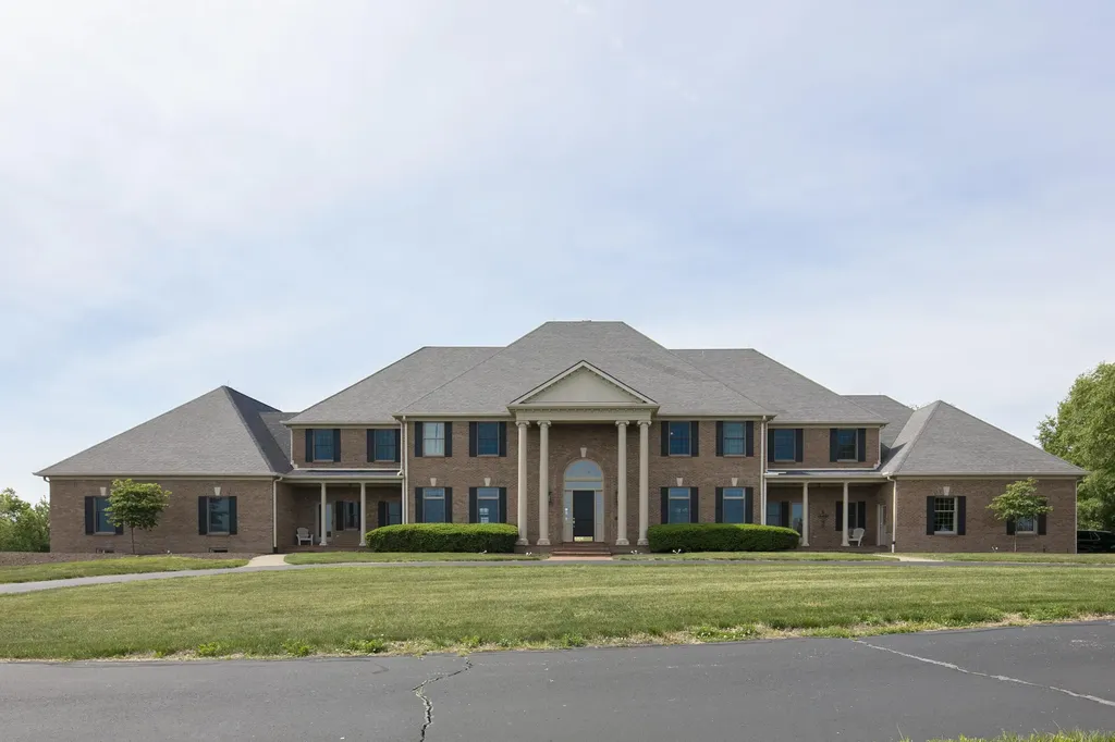 4664 Lexington Road Winchester KY 40391