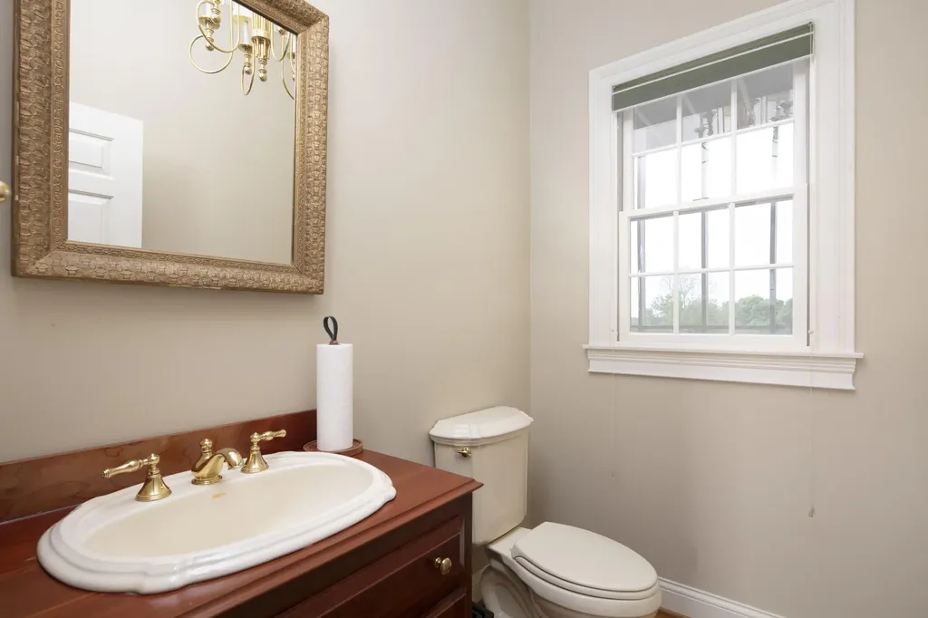 4664 Lexington Road Winchester KY 40391