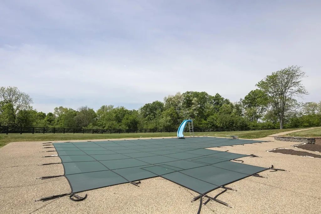 4664 Lexington Road Winchester KY 40391