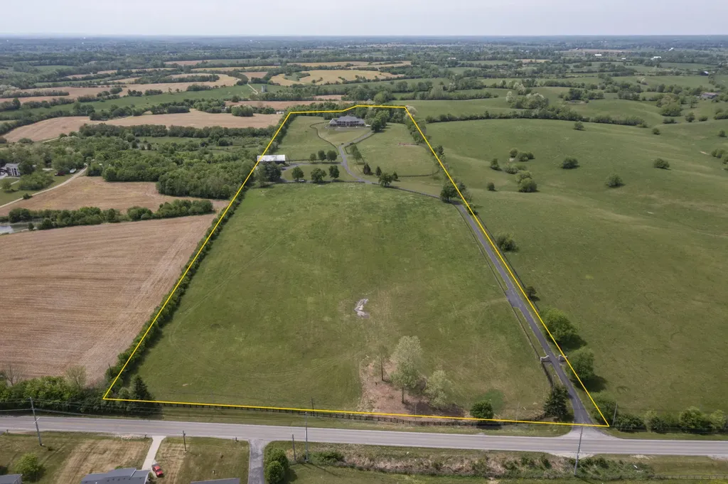 4664 Lexington Road Winchester KY 40391