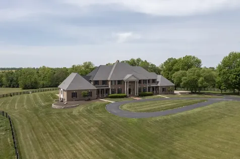 4664 Lexington Road Winchester KY 40391