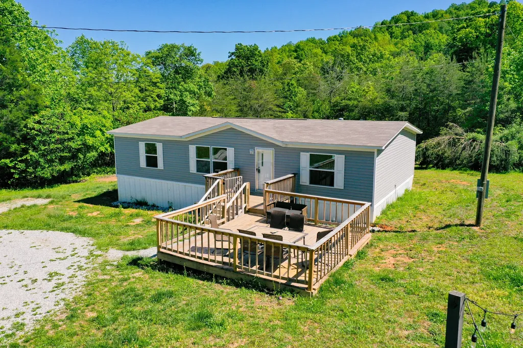 656 Omega Park Road Somerset KY 42501