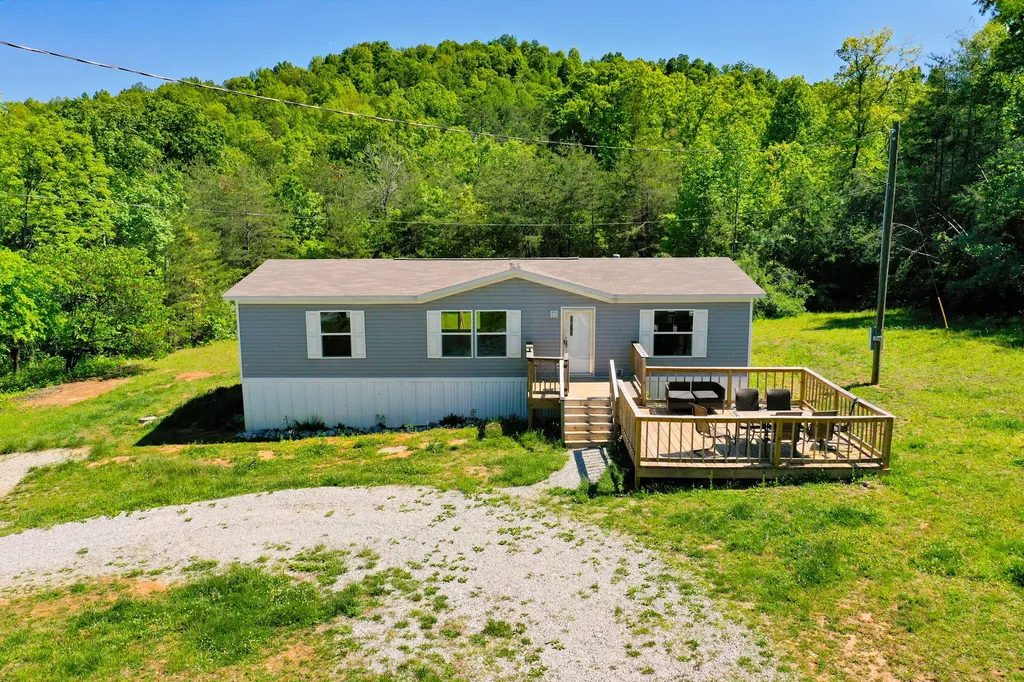 656 Omega Park Road Somerset KY 42501