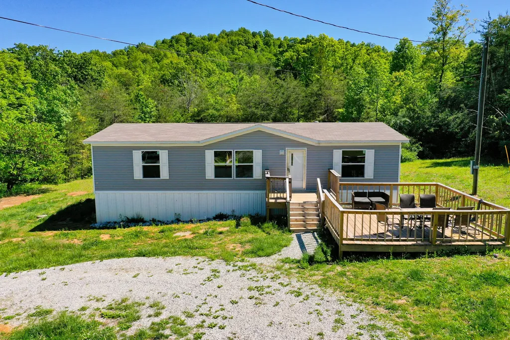 656 Omega Park Road Somerset KY 42501