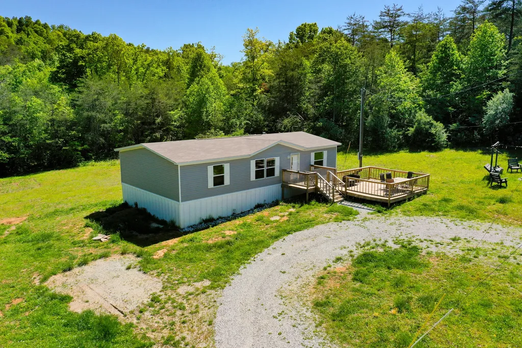 656 Omega Park Road Somerset KY 42501