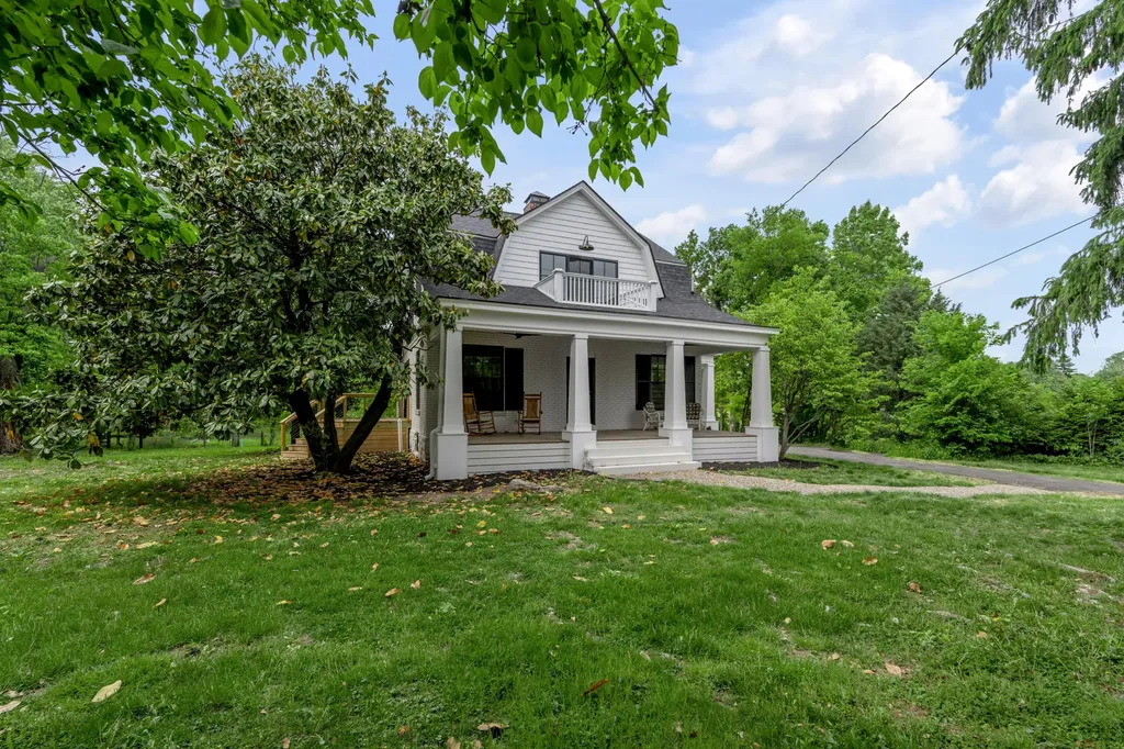 2775 Paris Pike Lexington KY 40511