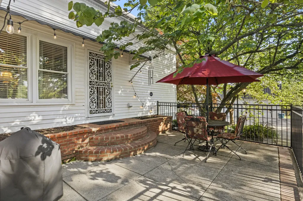 342 N Main Street Harrodsburg KY 40330