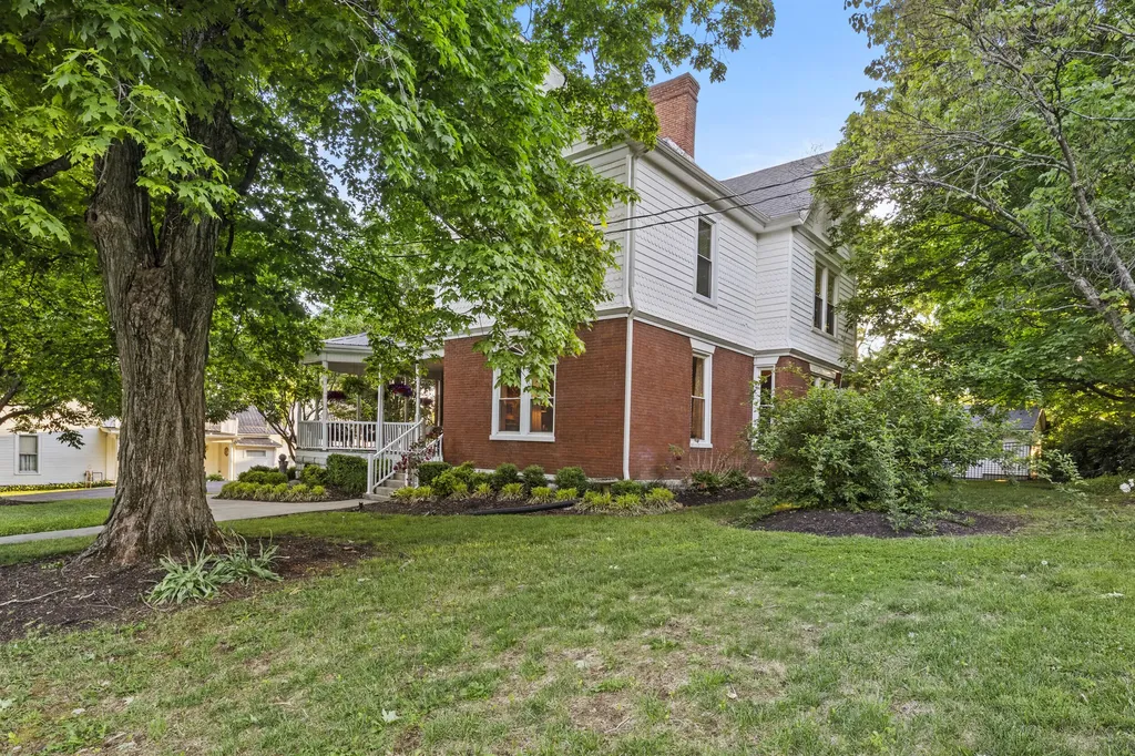 342 N Main Street Harrodsburg KY 40330