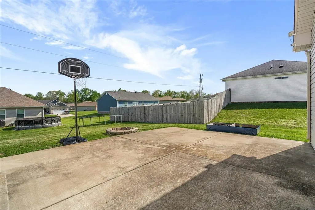 1034 Rueland Drive Lawrenceburg KY 40342