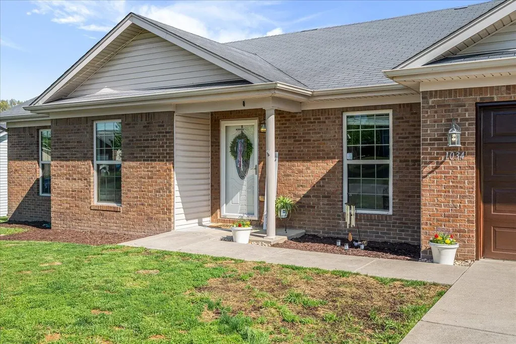 1034 Rueland Drive Lawrenceburg KY 40342