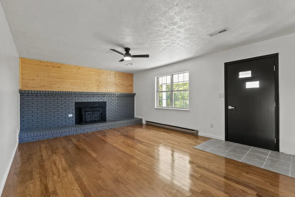 537 Bays Bend Road West Liberty KY 41472