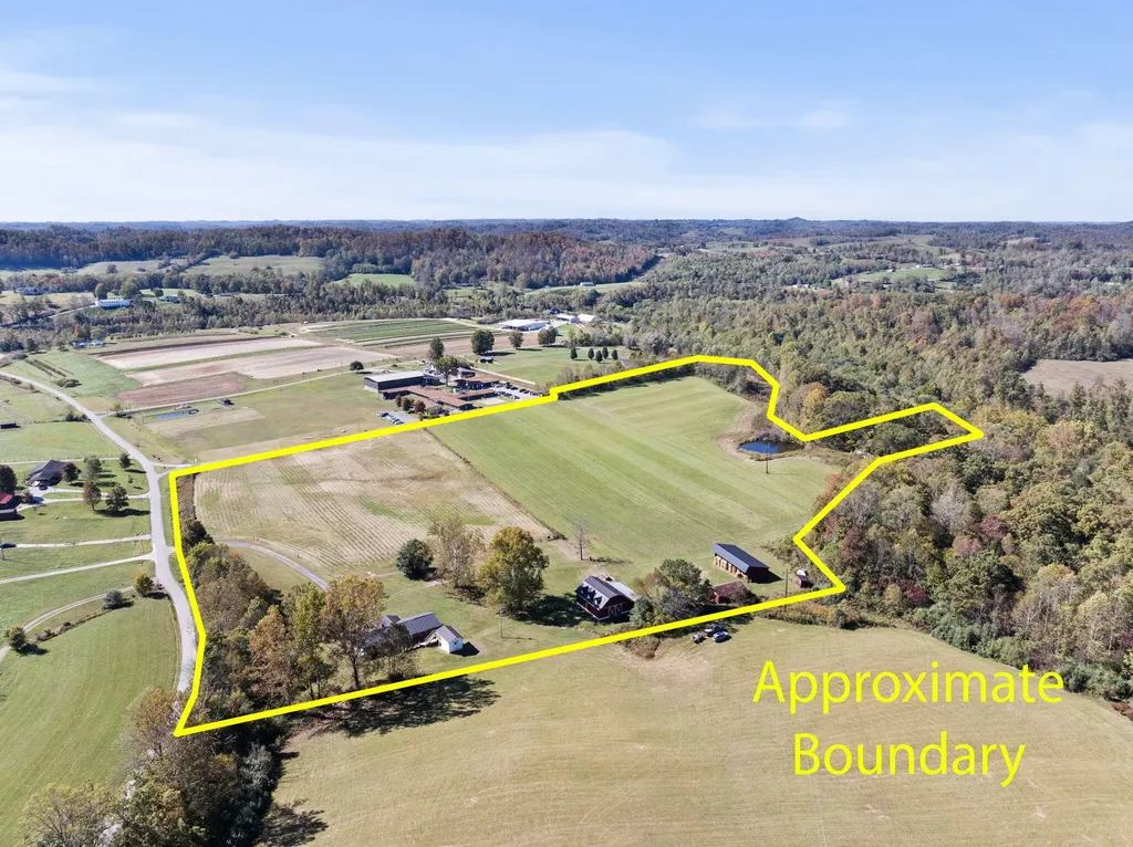 537 Bays Bend Road West Liberty KY 41472