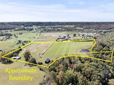 537 Bays Bend Road West Liberty KY 41472