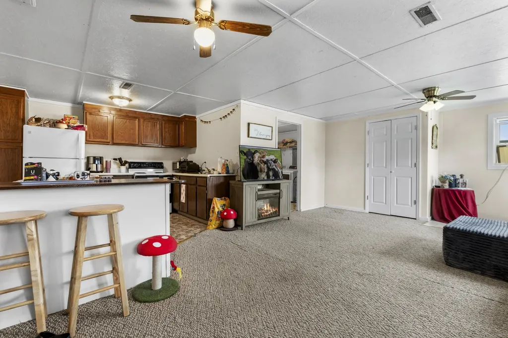 7113 Dixon Pike Maysville KY 41056
