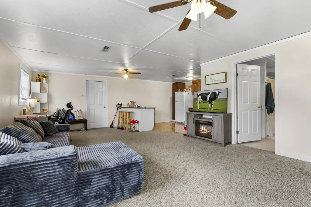 7113 Dixon Pike Maysville KY 41056