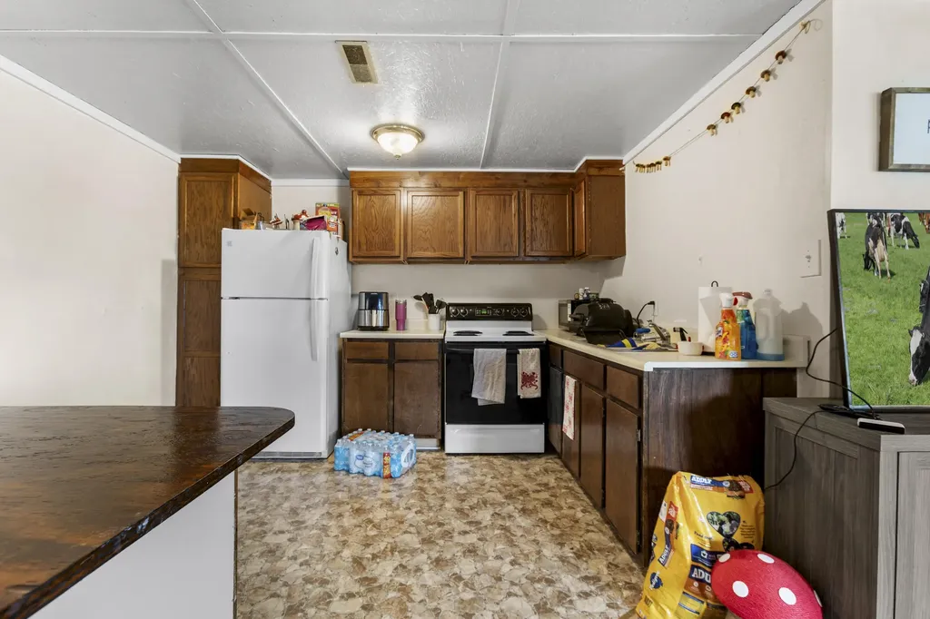 7113 Dixon Pike Maysville KY 41056
