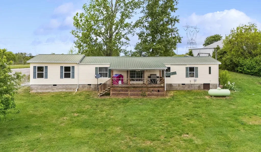 7113 Dixon Pike Maysville KY 41056