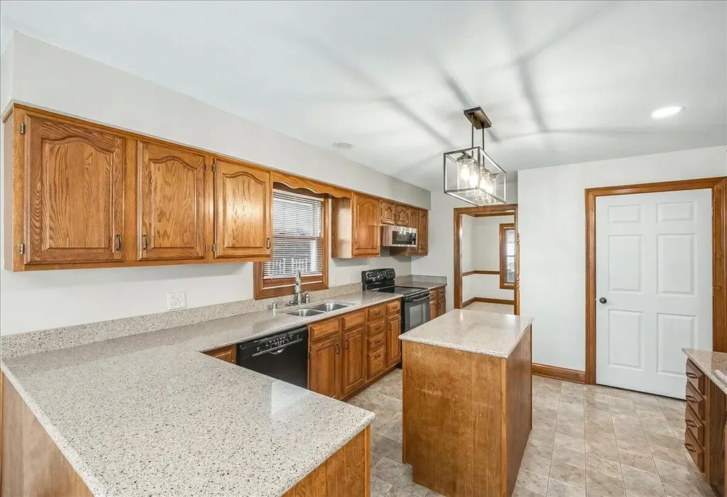 3140 Comanche Trail Lexington KY 40503