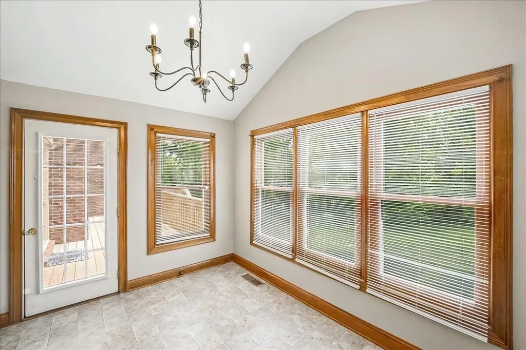 3140 Comanche Trail Lexington KY 40503