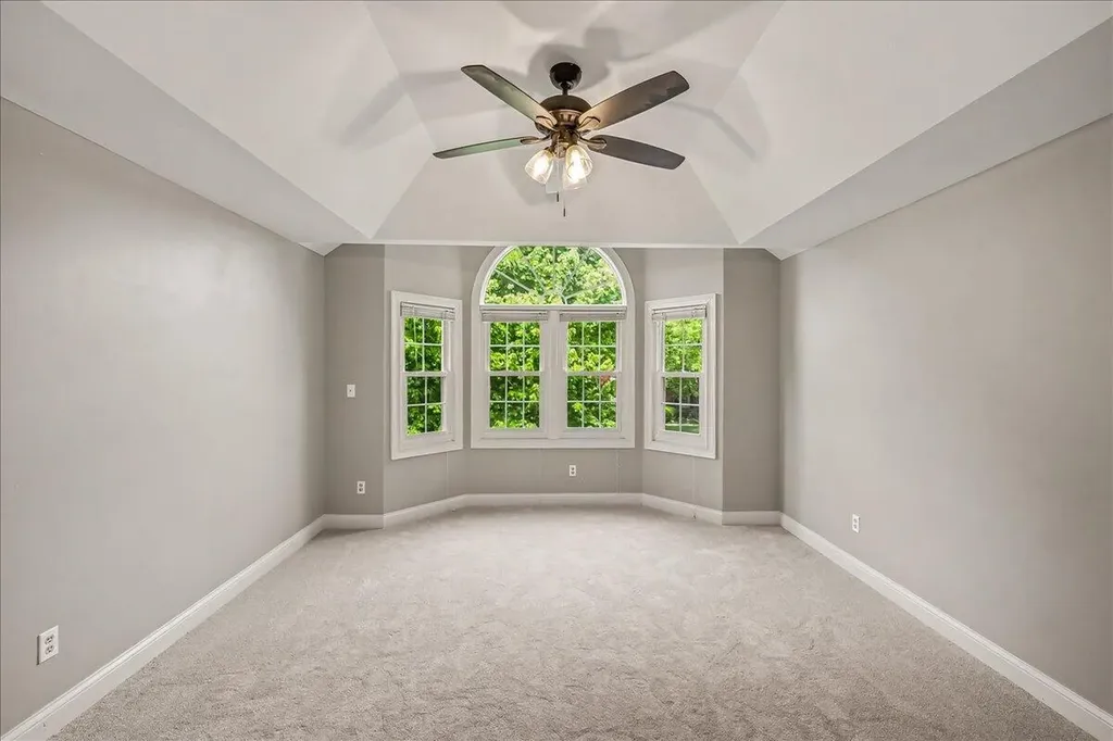 3140 Comanche Trail Lexington KY 40503