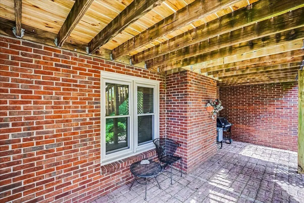 3140 Comanche Trail Lexington KY 40503