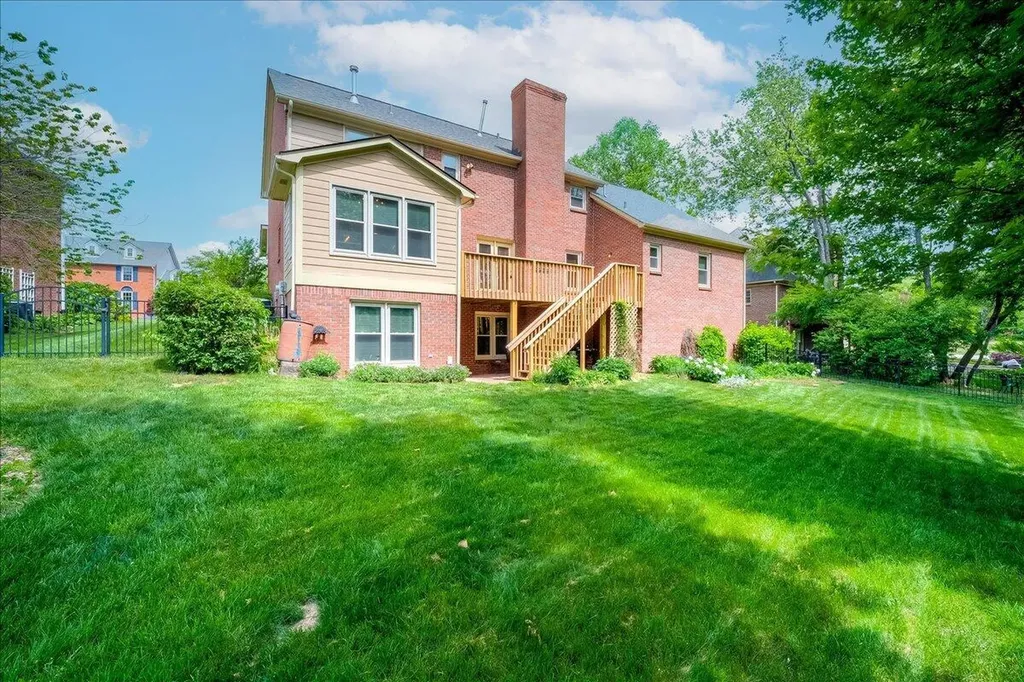 3140 Comanche Trail Lexington KY 40503