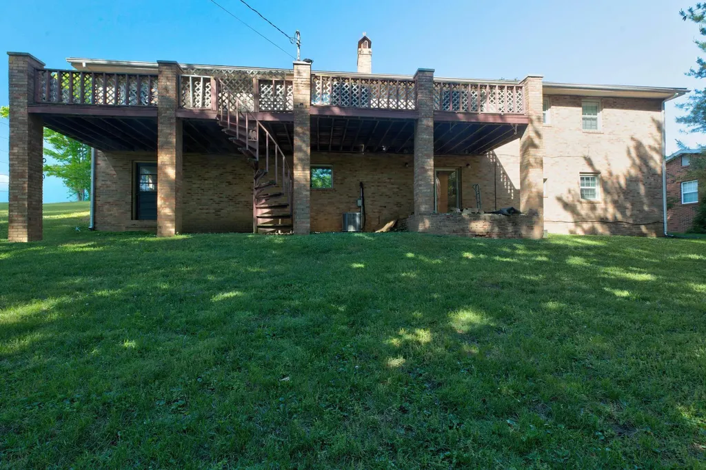 609 Virginia Avenue Mt Sterling KY 40353