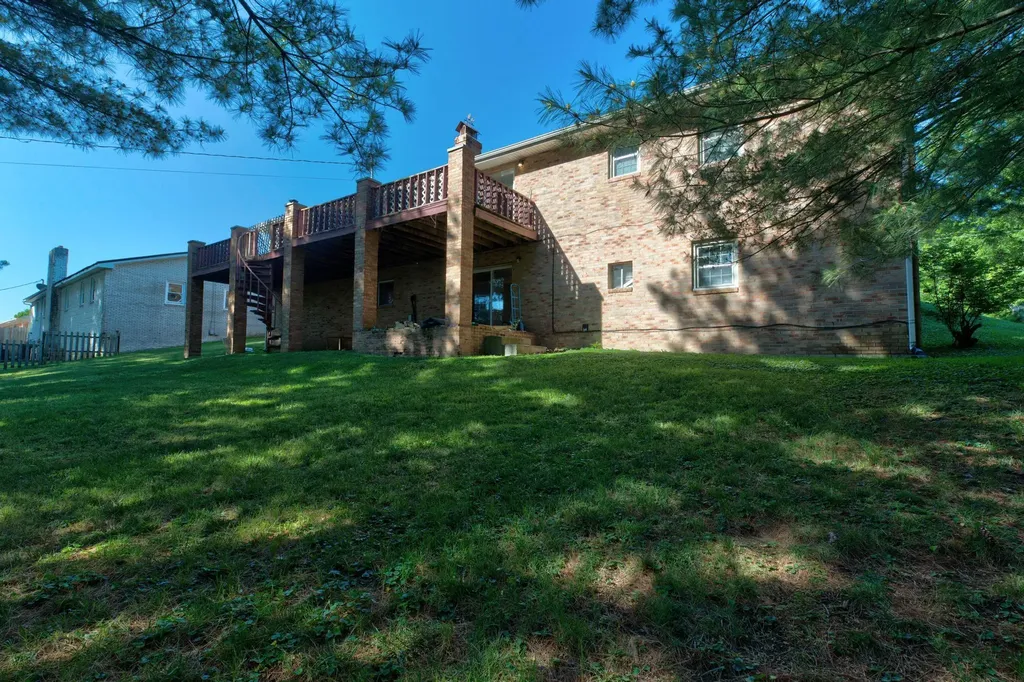 609 Virginia Avenue Mt Sterling KY 40353