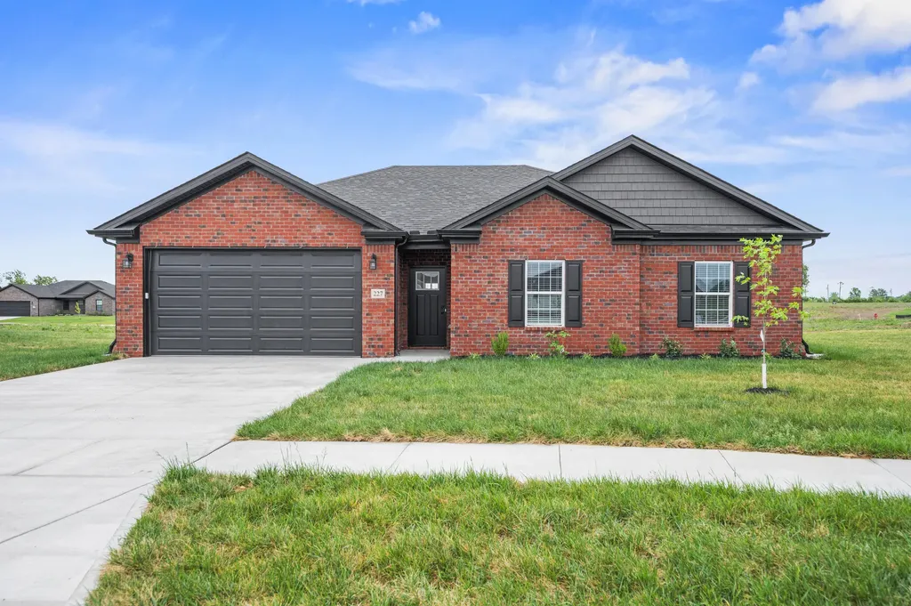 227 Navajo Drive Richmond KY 40475