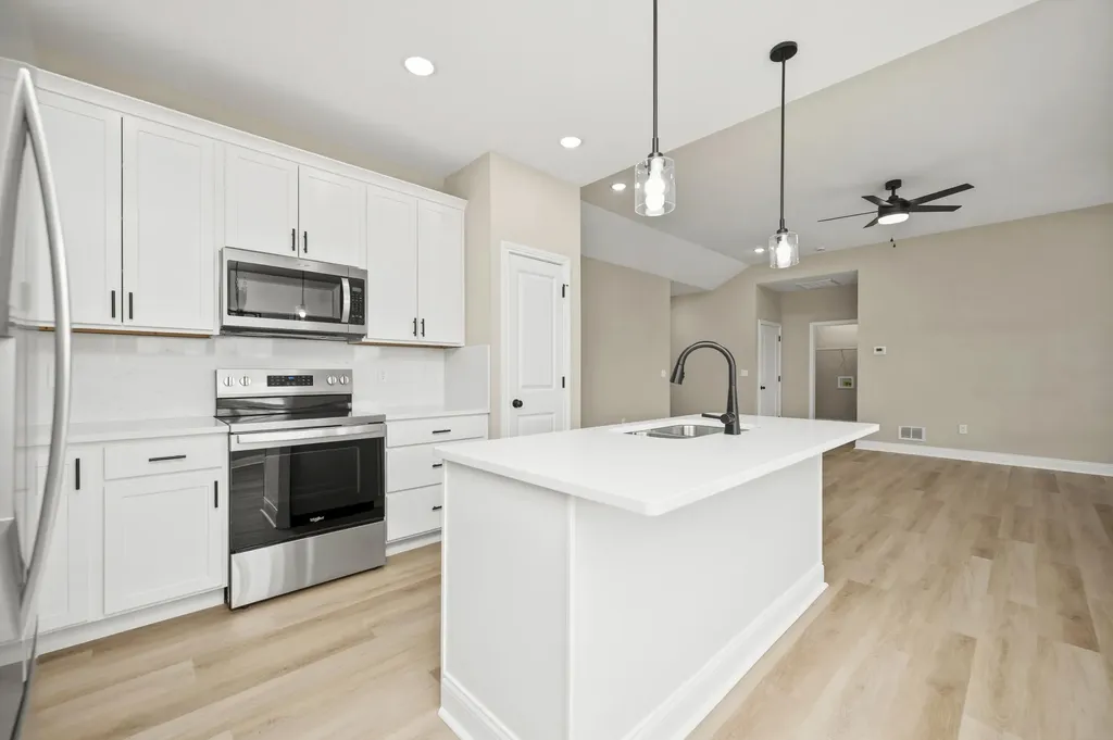 227 Navajo Drive Richmond KY 40475
