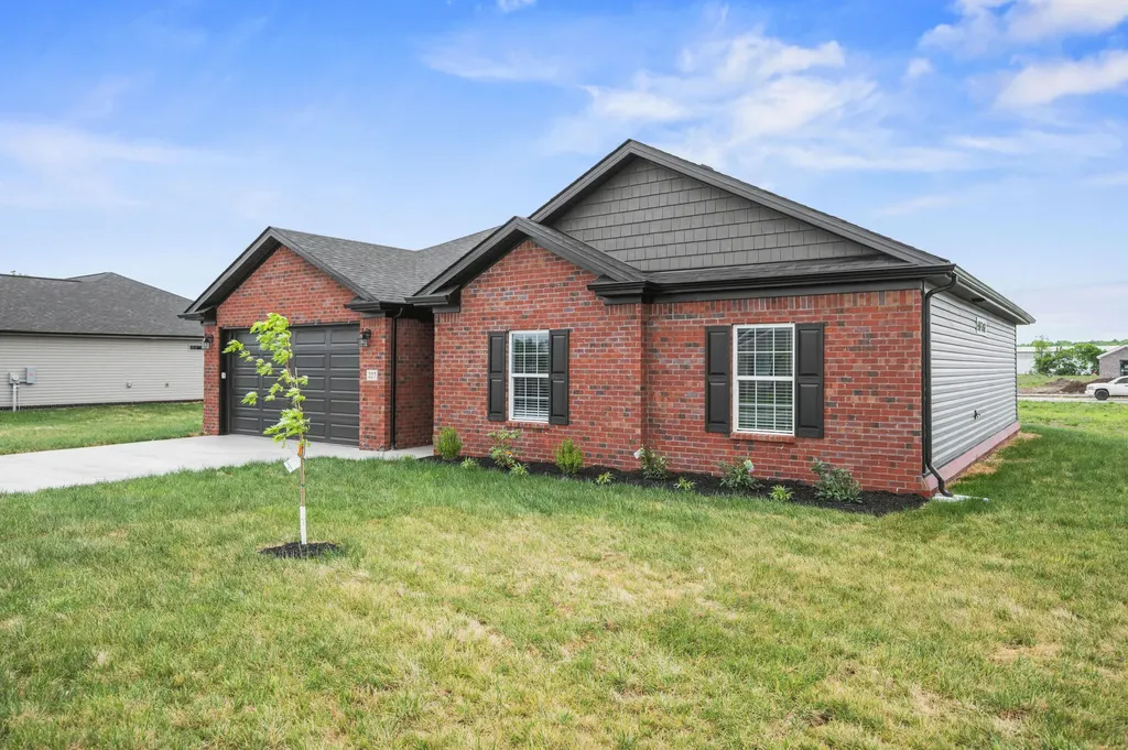 227 Navajo Drive Richmond KY 40475