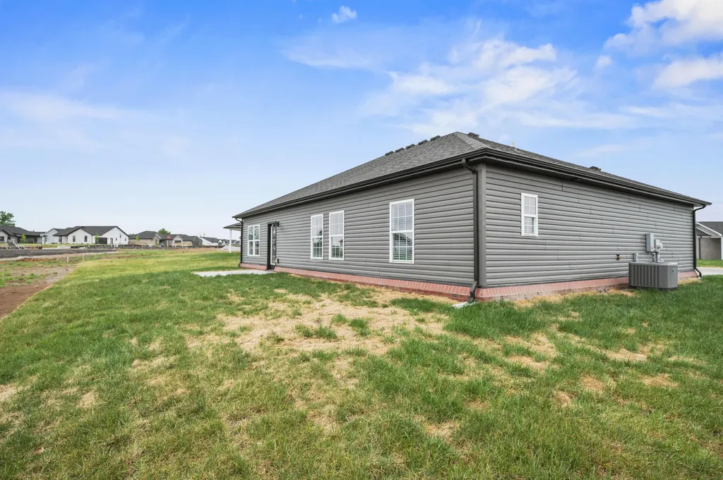 227 Navajo Drive Richmond KY 40475