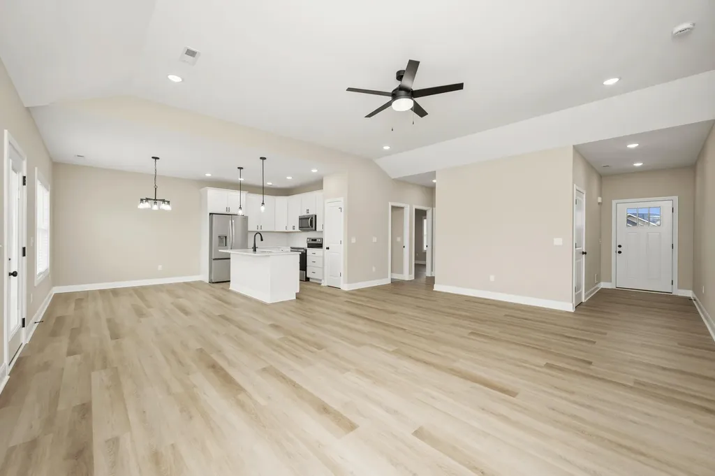 227 Navajo Drive Richmond KY 40475