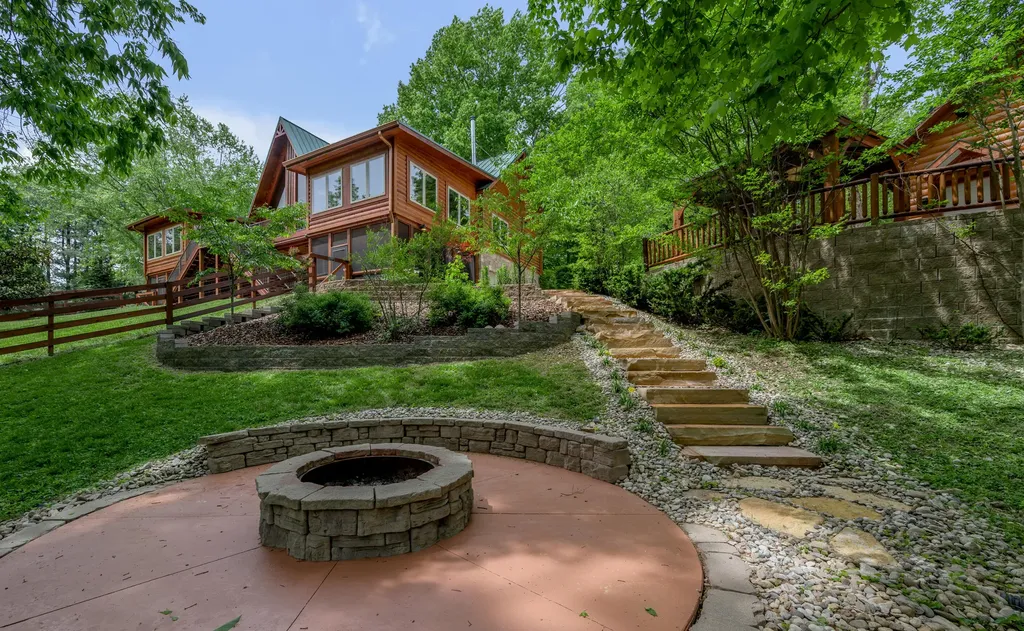 4156 Kentucky River Parkway Lexington KY 40515