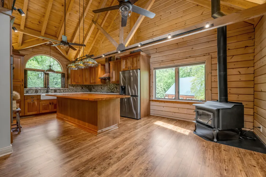 4156 Kentucky River Parkway Lexington KY 40515