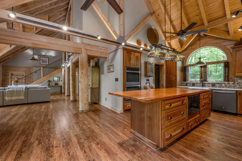 4156 Kentucky River Parkway Lexington KY 40515